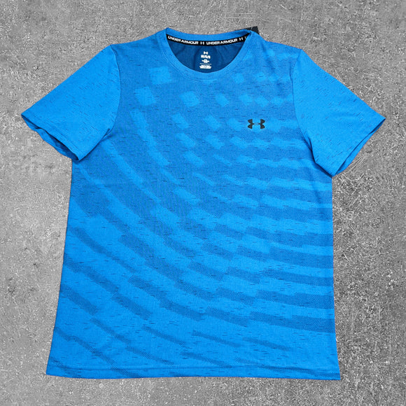 This UA seamless light blue t shirt is bright and colourful.