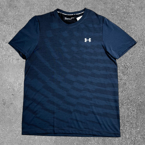 ua seamless navy t-shirt is premium