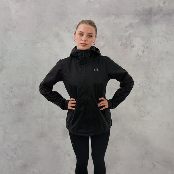 UA forefront rain jacket in black is perfect for running and is on sale with a fantastic discount.