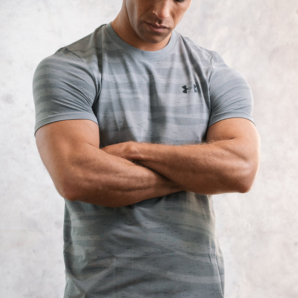 The Under armour seamless vanish T-shirt is a hight quality piece of activewear attire.