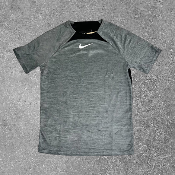 The Nike Academy Pro T-Shirt is a premium running top.