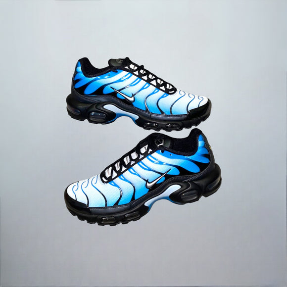 The Nike Air Max Plus TN in the bright neptune blue colourway is the perfect attire for a festival.