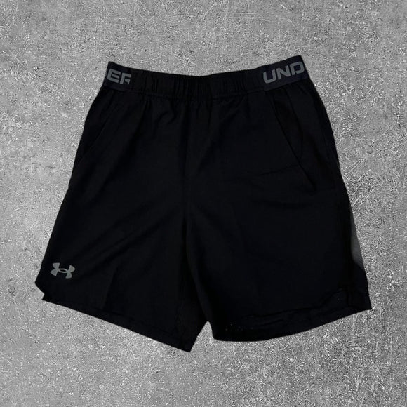 Under Armour Woven Elite Shorts are designed to keep you dry and comfortable.