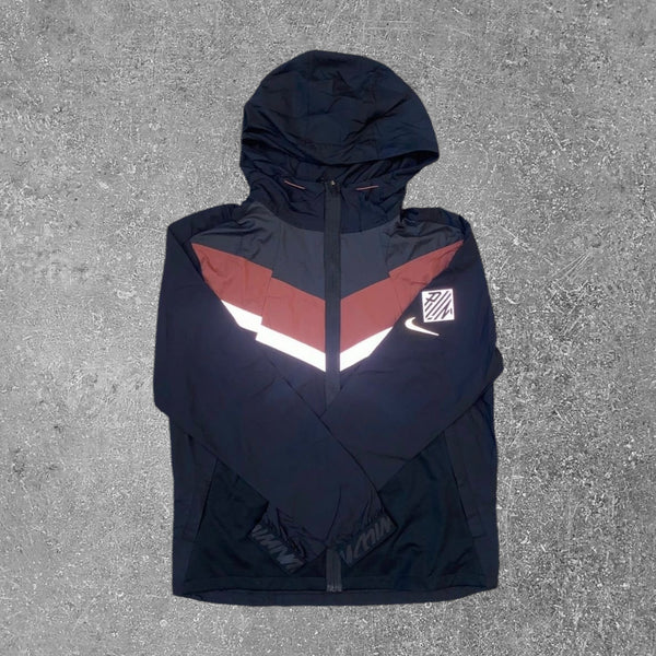 This Nike Wildrun jacket is an exclusive item of clothing and is excellent for running.