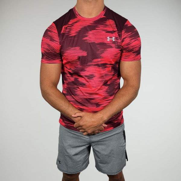 The Under Armour Coolswitch printed SS T-shirt is a premium piece of activewear attire.