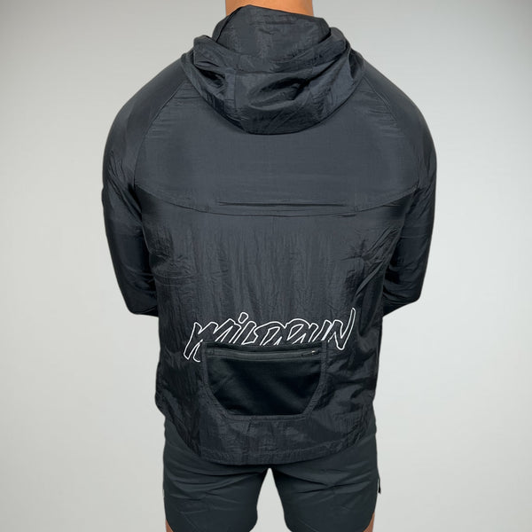 This Nike Wildrun jacket is an exclusive item of clothing and is excellent for running.