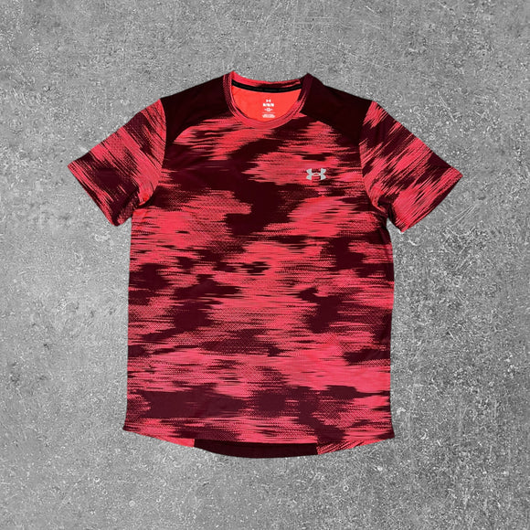 The Under Armour Coolswitch printed SS T-shirt is a premium piece of activewear attire.